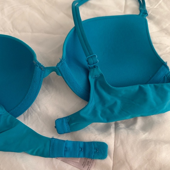 VS pink push-up bra bundle 32B - Picture 4 of 6